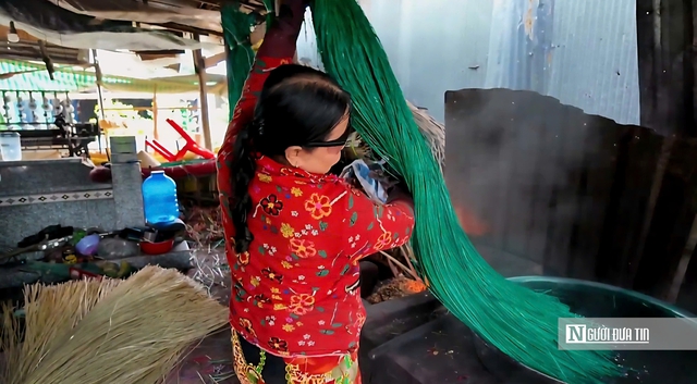 Làng chiếu Định Yên: Gian nan mưu sinh nhưng không đành buông tay- Ảnh 3.