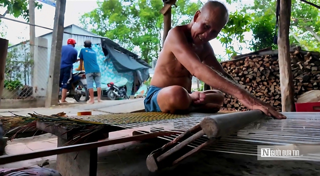 Làng chiếu Định Yên: Gian nan mưu sinh nhưng không đành buông tay- Ảnh 7.