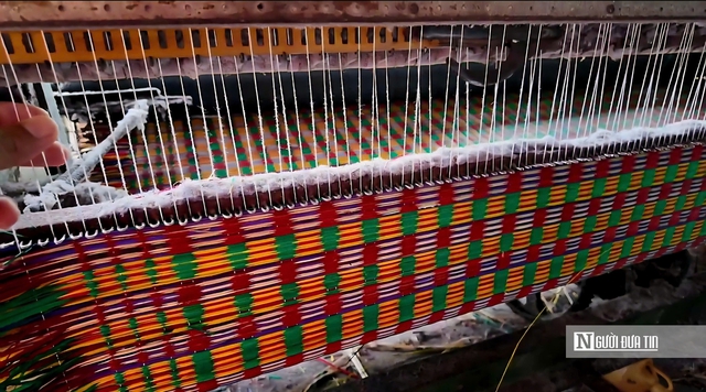 Làng chiếu Định Yên: Gian nan mưu sinh nhưng không đành buông tay- Ảnh 10.