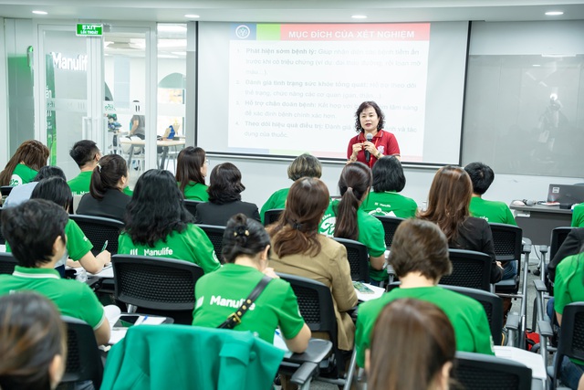 Tư vấn viên bảo hiểm Manulife được đào tạo kiến thức sức khỏe cộng đồng - Ảnh 2.