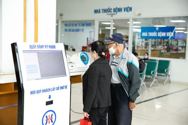 "Điểm nghẽn" dữ liệu làm khó công tác dự báo của ngành y tế Hà Nội - Ảnh 2.