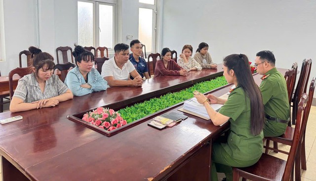 Cảnh giác thủ đoạn mua bán người núp bóng cơ sở kinh doanh dịch vụ giải trí - Ảnh 1.