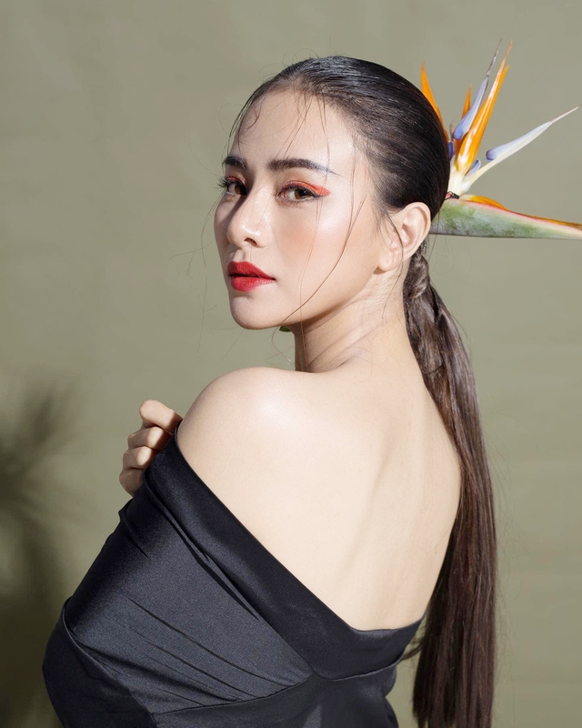 Diễn viên Ngọc Xuyên: Từng chịu cảnh ế show và màn "đổi đời" nhờ NSƯT Thành Lộc- Ảnh 1. Diễn viên Ngọc Xuyên: Từng chịu cảnh ế show và màn "đổi đời" nhờ NSƯT Thành Lộc- Ảnh 1.
