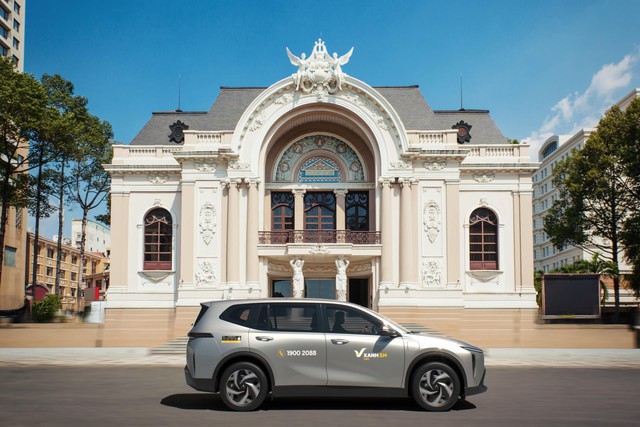 Xanh SM ra mắt dịch vụ taxi điện 7 chỗ cao cấp Xanh SM Limo - Ảnh 3.