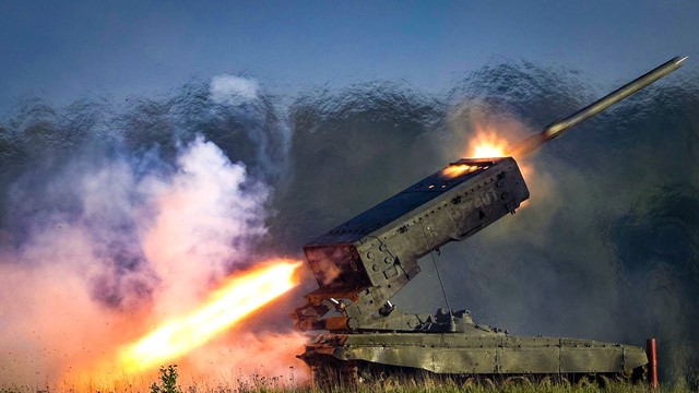 Cú đấm vô hình: Ukraine tấn công “lá chắn” chống UAV của Nga - Ảnh 1.