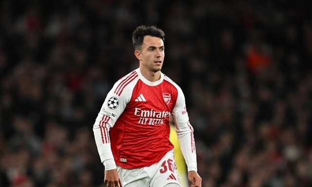 Nguy cơ kép cho Arsenal: Zubimendi nghỉ thi đấu, Rice cận kề án phạt - Ảnh 1. Nguy cơ kép cho Arsenal: Zubimendi nghỉ thi đấu, Rice cận kề án phạt - Ảnh 1.