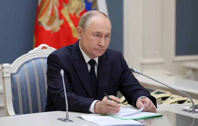 Ông Trump hủy họp với ông Putin, có động thái dứt khoát với cả Nga và Ukraine - Ảnh 2.