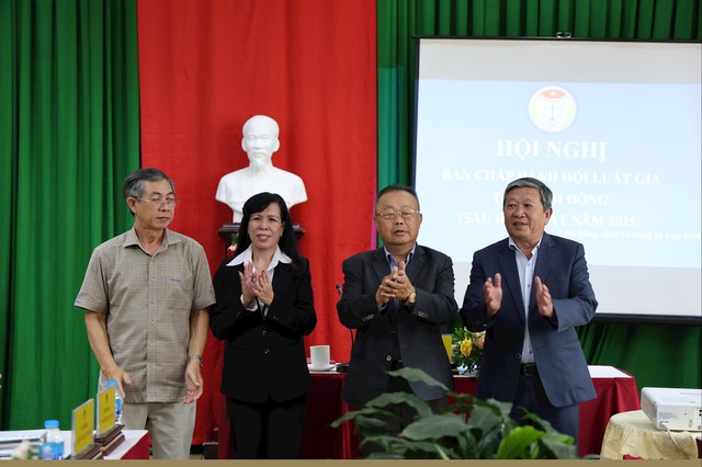 Kiện toàn bộ máy Hội Luật gia Lâm Đồng, bước chuyển mình trong giai đoạn mới- Ảnh 3. Kiện toàn bộ máy Hội Luật gia Lâm Đồng, bước chuyển mình trong giai đoạn mới- Ảnh 3.