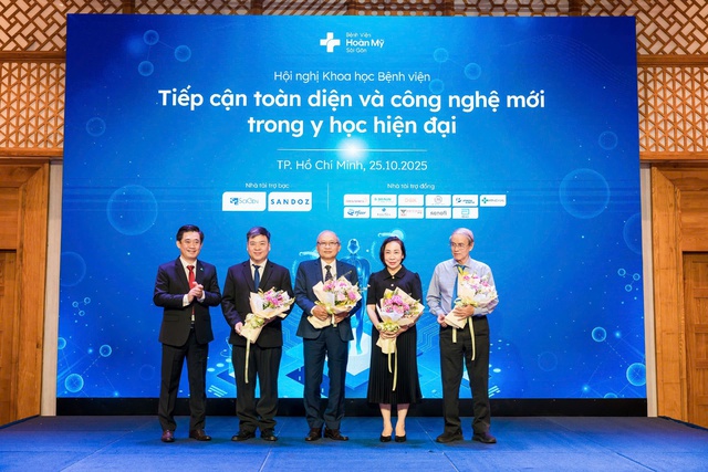 Tiên phong ứng dụng công nghệ và trí tuệ nhân tạo trong y học hiện đại- Ảnh 2. Tiên phong ứng dụng công nghệ và trí tuệ nhân tạo trong y học hiện đại- Ảnh 2.