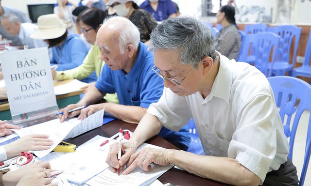 Tuổi nghỉ hưu của người lao động năm 2026, ai cũng nên biết- Ảnh 1. Tuổi nghỉ hưu của người lao động năm 2026, ai cũng nên biết- Ảnh 1.