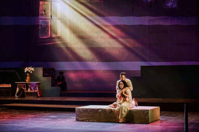 Khán giả Hà Nội đắm chìm trong bản tình ca bi tráng La Traviata - Ảnh 9.