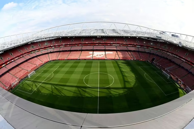 HLV Arteta đối mặt với nguy cơ bị Arsenal sa thải - Ảnh 1.