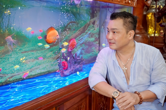 Nam tài tử hàng đầu điện ảnh: Tuổi U60 chưa vợ con, thảnh thơi, tận hưởng cuộc sống giàu sang - Ảnh 3.