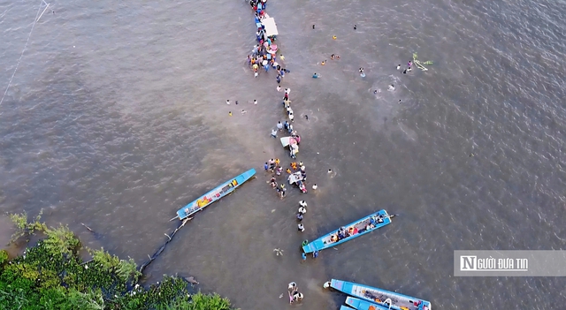 Chiêm ngưỡng ngôi chùa “nổi” giữa nước ở miền Tây- Ảnh 13. Chiêm ngưỡng ngôi chùa “nổi” giữa nước ở miền Tây- Ảnh 13.