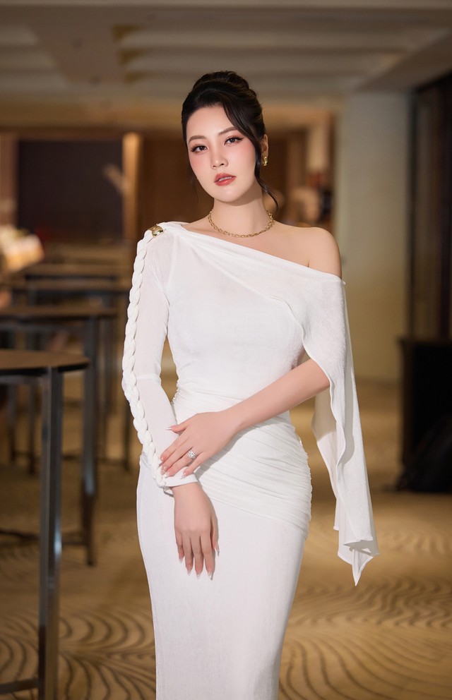 Sắc vóc cùng thần thái gây ngỡ ngàng của MC Thụy Vân sau sinh con thứ 2 - Ảnh 1.