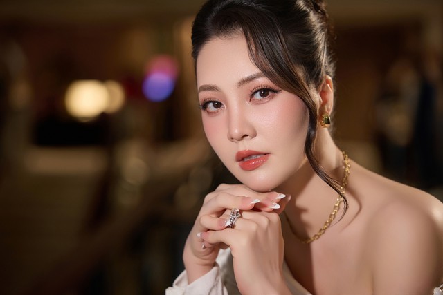 Sắc vóc cùng thần thái gây ngỡ ngàng của MC Thụy Vân sau sinh con thứ 2 - Ảnh 2.