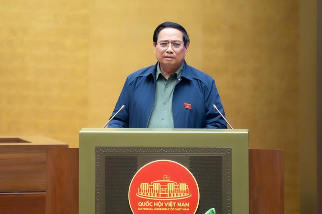 Thủ tướng: 12 dự án thua lỗ, 4 ngân hàng yếu kém đều được giải quyết trong nhiệm kỳ này - Ảnh 1.