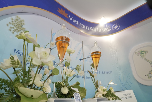 Nước đi của LotuScent: Vietnam Airlines dùng 'vũ khí vô hình' khẳng định sân chơi 5 sao - Ảnh 2.