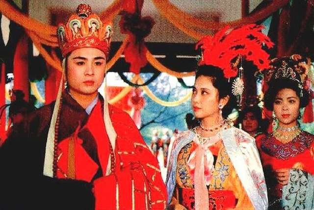 Mối tình đẹp và day dứt của Đường Tăng và nữ vương khiến khán giả si mê suốt 40 năm - Ảnh 5.