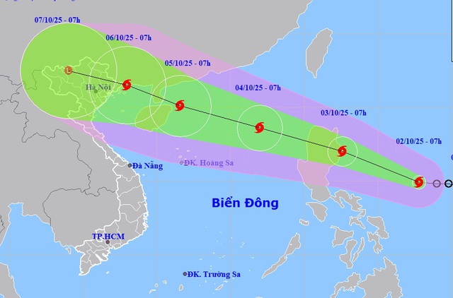 Sẵn sàng lực lượng, phương tiện tại nơi xung yếu trước bão số 11- Ảnh 1.