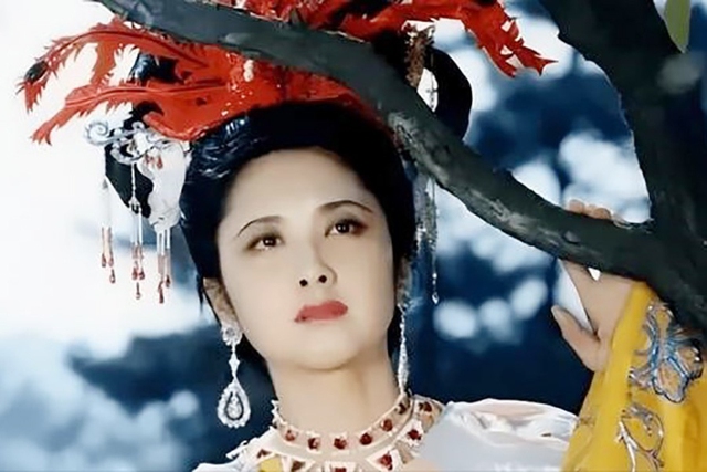 Mối tình đẹp và day dứt của Đường Tăng và nữ vương khiến khán giả si mê suốt 40 năm - Ảnh 3.