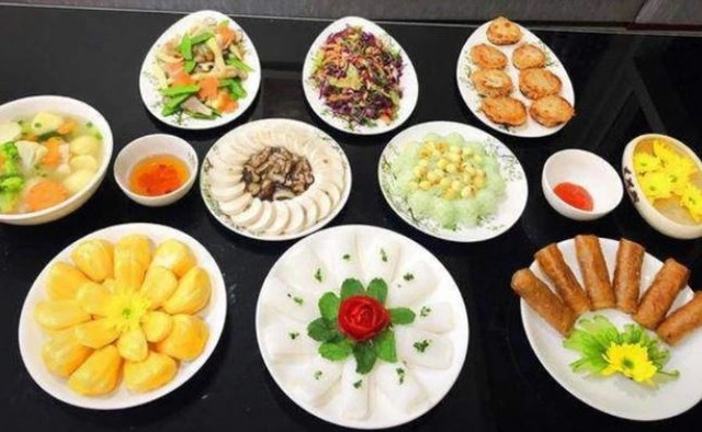 Văn khấn Rằm tháng 8 năm Ất Tỵ chi tiết và đầy đủ - Ảnh 1.