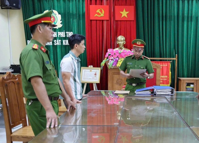 Bắt giam hai giám đốc sản xuất hàng triệu bình chữa cháy giả- Ảnh 2.