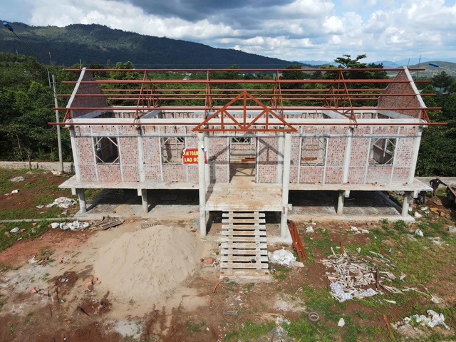 Gia Lai dừng xây dựng nhà rông bằng bê tông tại khu du lịch quốc gia Biển Hồ - Núi lửa Chư Đăng Ya- Ảnh 3.