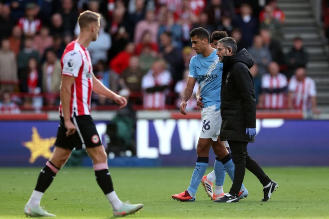 Man City nhận đòn chí mạng trong cuộc đua vô địch - Ảnh 1.