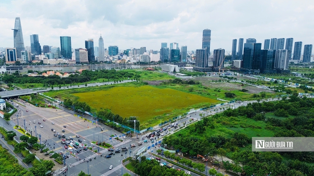 Cận cảnh 2 dự án tỷ đô ở Thủ Thiêm "mắc kẹt" vì gánh nặng tài chính- Ảnh 1.