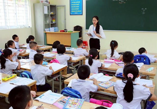 Chế độ giảm định mức tiết dạy đối với giáo viên nuôi con nhỏ theo quy định mới nhất - Ảnh 1.