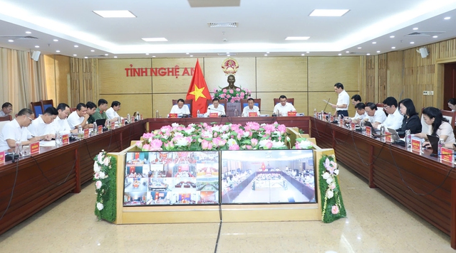 Nghệ An: Vượt thiên tai, tăng trưởng kinh tế 9 tháng đầu năm đứng thứ 11 cả nước- Ảnh 1.