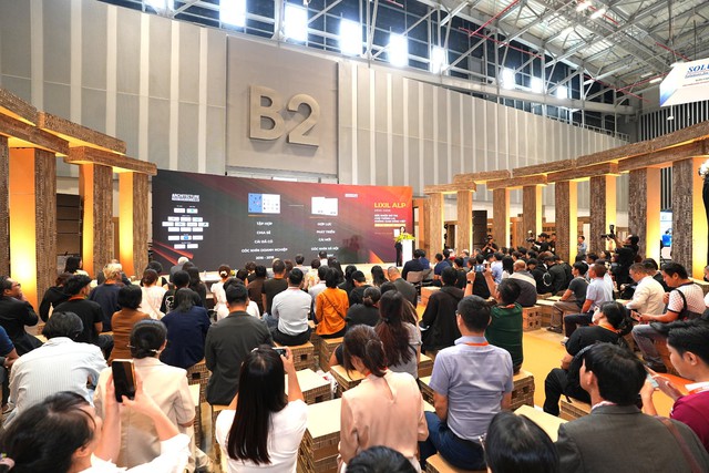 LIXIL chính thức khởi động hành trình “Sức khỏe Đô thị” và giới thiệu Sách LIXIL ALP 2023-2024 - Ảnh 1.