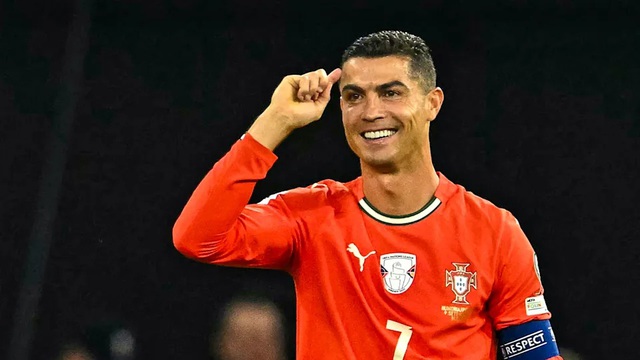 Phản ứng của Ronaldo khi gia đình khuyên giải nghệ- Ảnh 2.