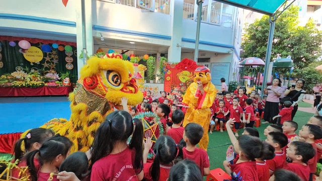 Trường mầm non Hoàng Văn Thụ, tưng bừng ngày hội trăng rằm - Ảnh 4.