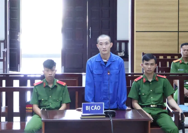Cuồng ghen, 2 thanh niên cùng vướng vòng lao lý- Ảnh 2. Cuồng ghen, 2 thanh niên cùng vướng vòng lao lý- Ảnh 2.
