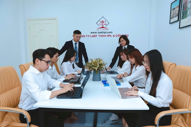 HPL & Cộng sự Chào mừng 80 năm Ngày Truyền thống Luật sư Việt Nam (10/10/1945 – 10/10/2025) - Ảnh 2.