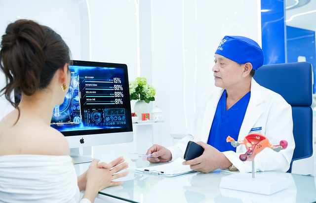 Từ phòng khám đến phòng học: Bác sĩ Vũ Trọng Tiến đồng hành cùng trẻ em khiếm thính - Ảnh 3.