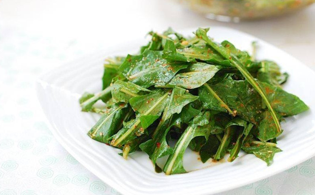 Mỹ đánh giá "rau tốt nhất thế giới" hóa ra là rau quen thuộc mọc như cỏ dại ở nước ta - Ảnh 3.