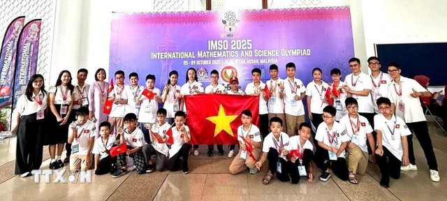Bản tin 10/10: Việt Nam giành nhiều giải thưởng tại kỳ thi Olympic Toán, Khoa học quốc tế - Ảnh 1.