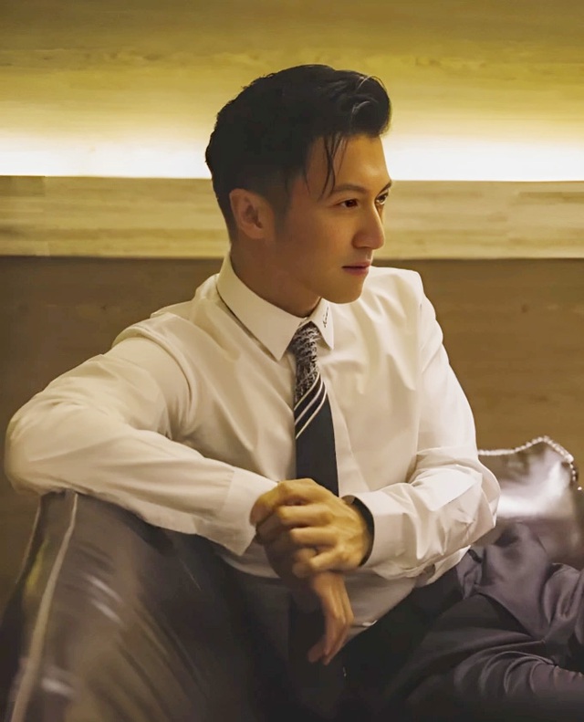 Nam diễn viên nổi tiếng thích mê món bánh mì Việt- Ảnh 6. Nam diễn viên nổi tiếng thích mê món bánh mì Việt- Ảnh 6.