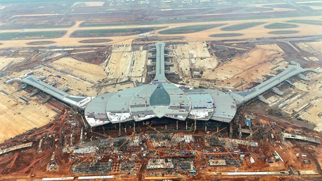 Sân bay Long Thành: Tháp kiểm soát, đường băng, nhà ga đang “mọc lên” giữa đại công trường - Ảnh 1.