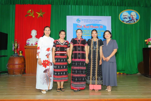 Những nữ bí thư chi bộ: Điểm tựa của bản làng vùng cao- Ảnh 7.