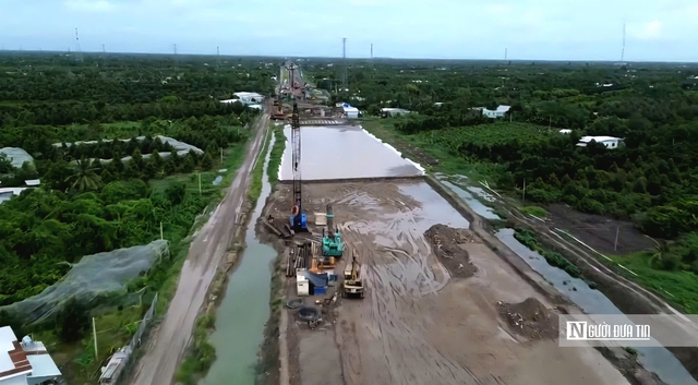 "Đại công trình" nghìn tỷ Cao Lãnh – An Hữu chạy nước rút để kịp thông xe kỹ thuật- Ảnh 10. "Đại công trình" nghìn tỷ Cao Lãnh – An Hữu chạy nước rút để kịp thông xe kỹ thuật- Ảnh 10.