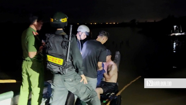 Quảng Ngãi: Nhu cầu xây dựng tăng cao, "cát tặc" lộng hành trên sông Trà Khúc- Ảnh 3.