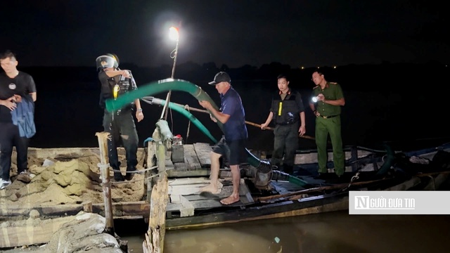 Quảng Ngãi: Nhu cầu xây dựng tăng cao, "cát tặc" lộng hành trên sông Trà Khúc- Ảnh 1.