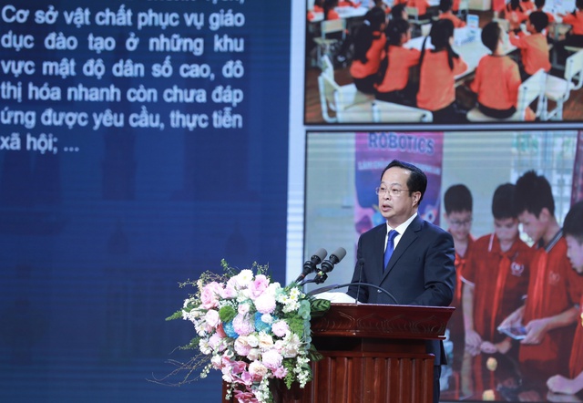 Hà Nội tuyên dương nhà giáo tiêu biểu, phát huy vai trò đầu tàu giáo dục cả nước - Ảnh 1.