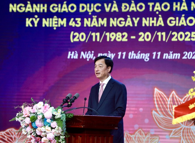 Hà Nội tuyên dương nhà giáo tiêu biểu, phát huy vai trò đầu tàu giáo dục cả nước - Ảnh 2.