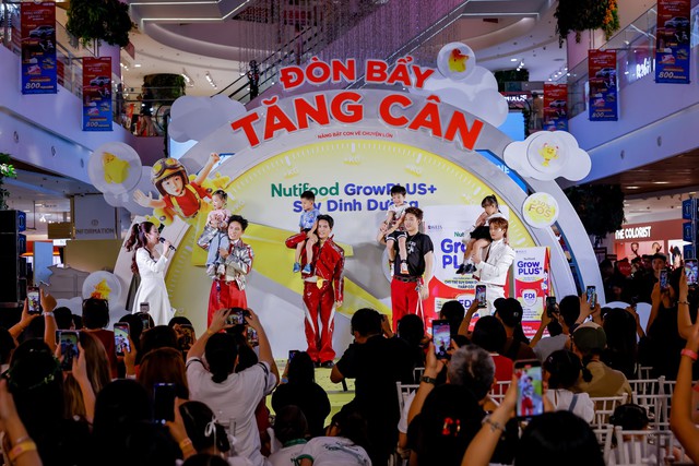 Chiến dịch "Đòn bẩy tăng cân" gây sốt mạng xã hội nhờ màn hội ngộ của "Bộ tứ anh trai" - Ảnh 1.