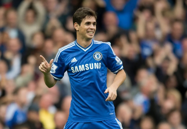 Tiền vệ Oscar nhập viện khẩn cấp, tình hình "rất nghiêm trọng" - Ảnh 1.